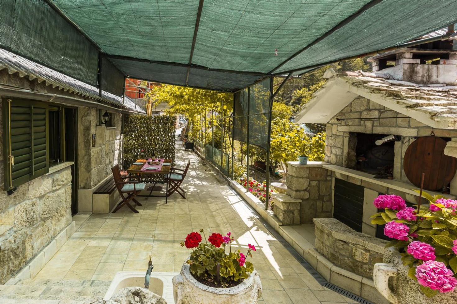 Villa Mini stone house Omiš Esterno foto