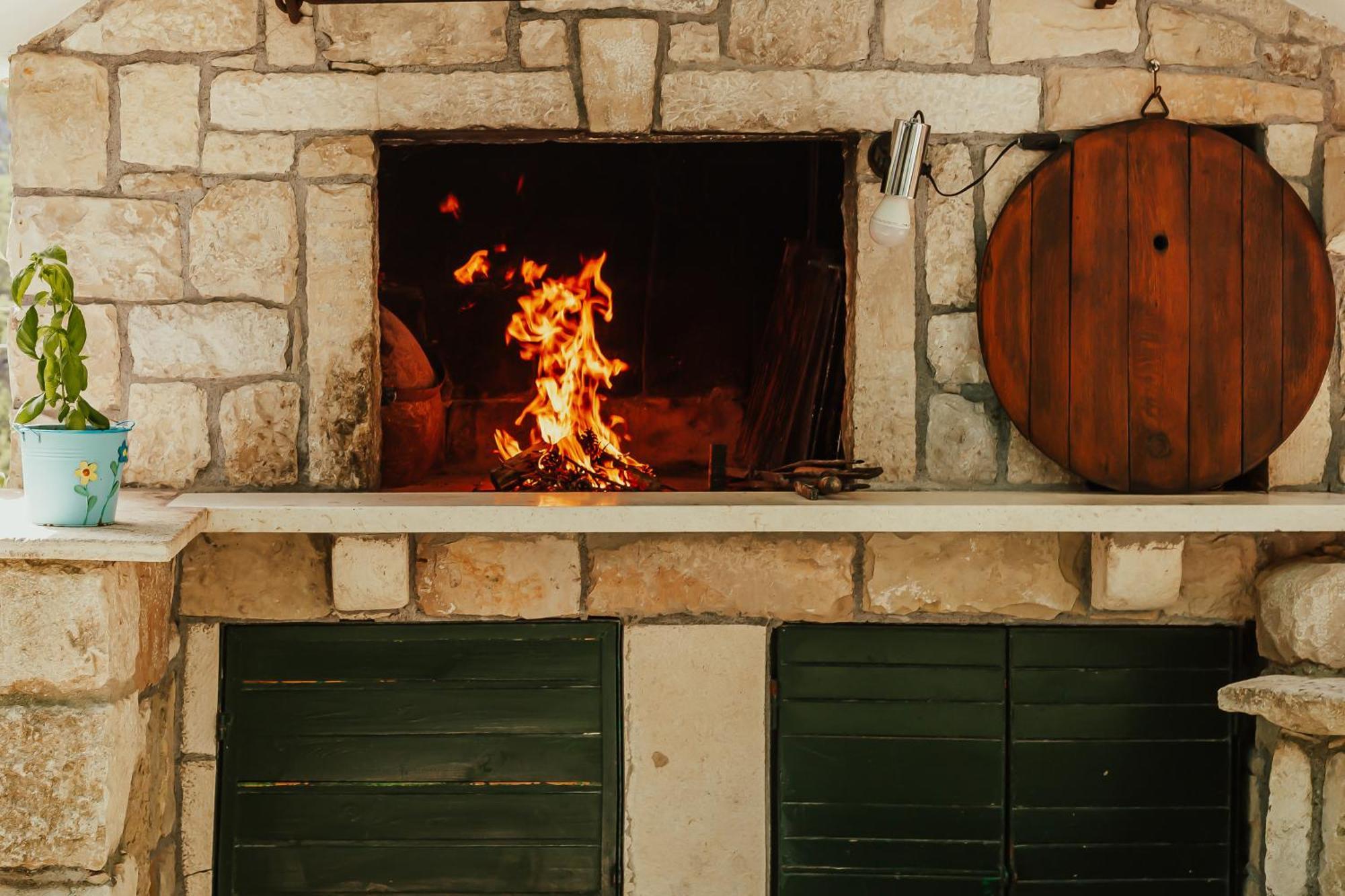 Villa Mini stone house Omiš Esterno foto
